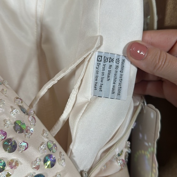 Hebeos US14 sleeveless long chiffon dress with gems and beads. a-line pale pink - Picture 7 of 7